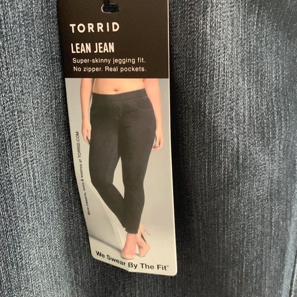 Torrid Lean Jean 3X (22/24) Skinny Soft Pull On Denim Plus Size NWT - Picture 2 of 12